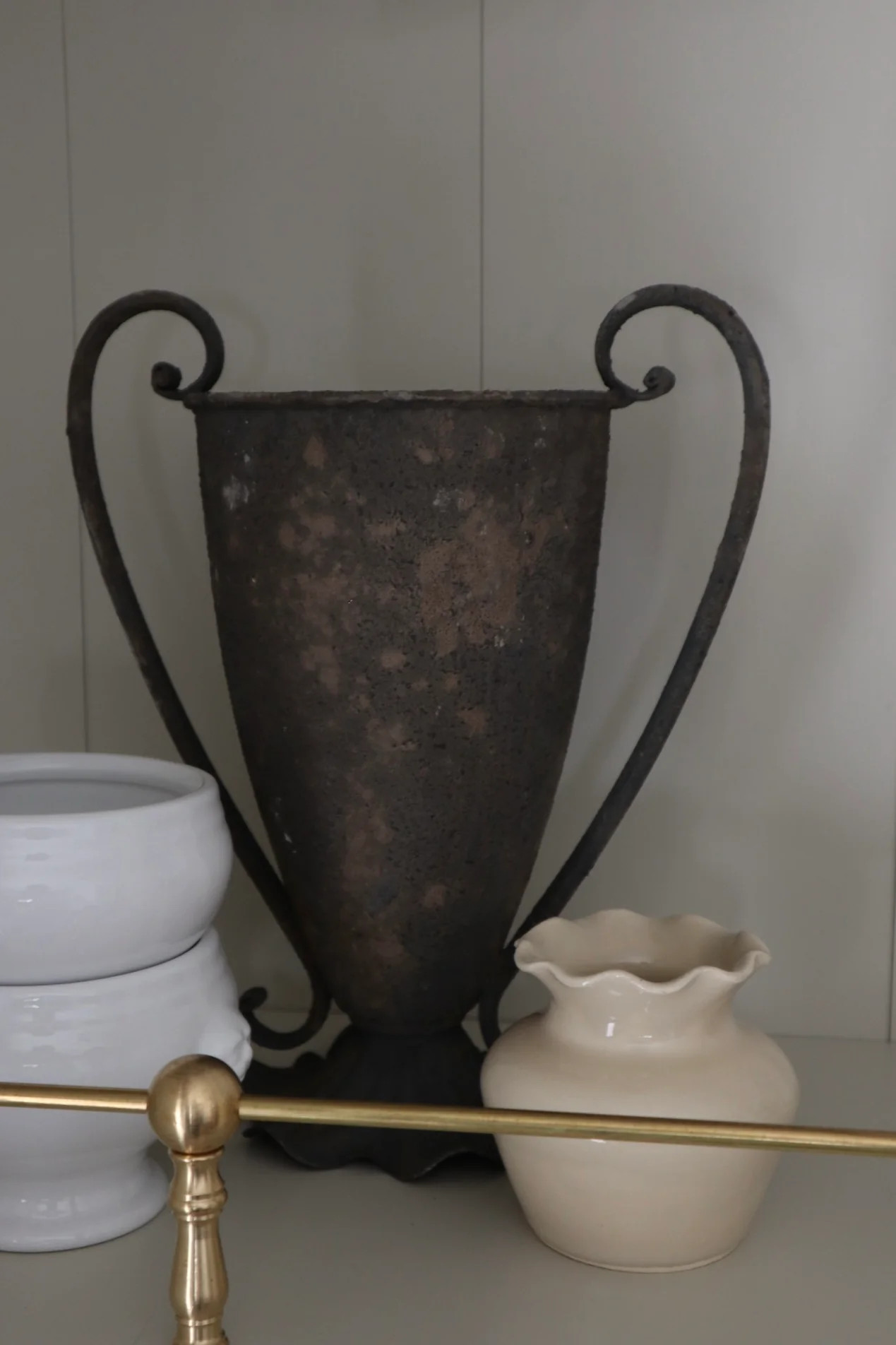 Rustic Handle Vase | THELIFESTYLEDCO