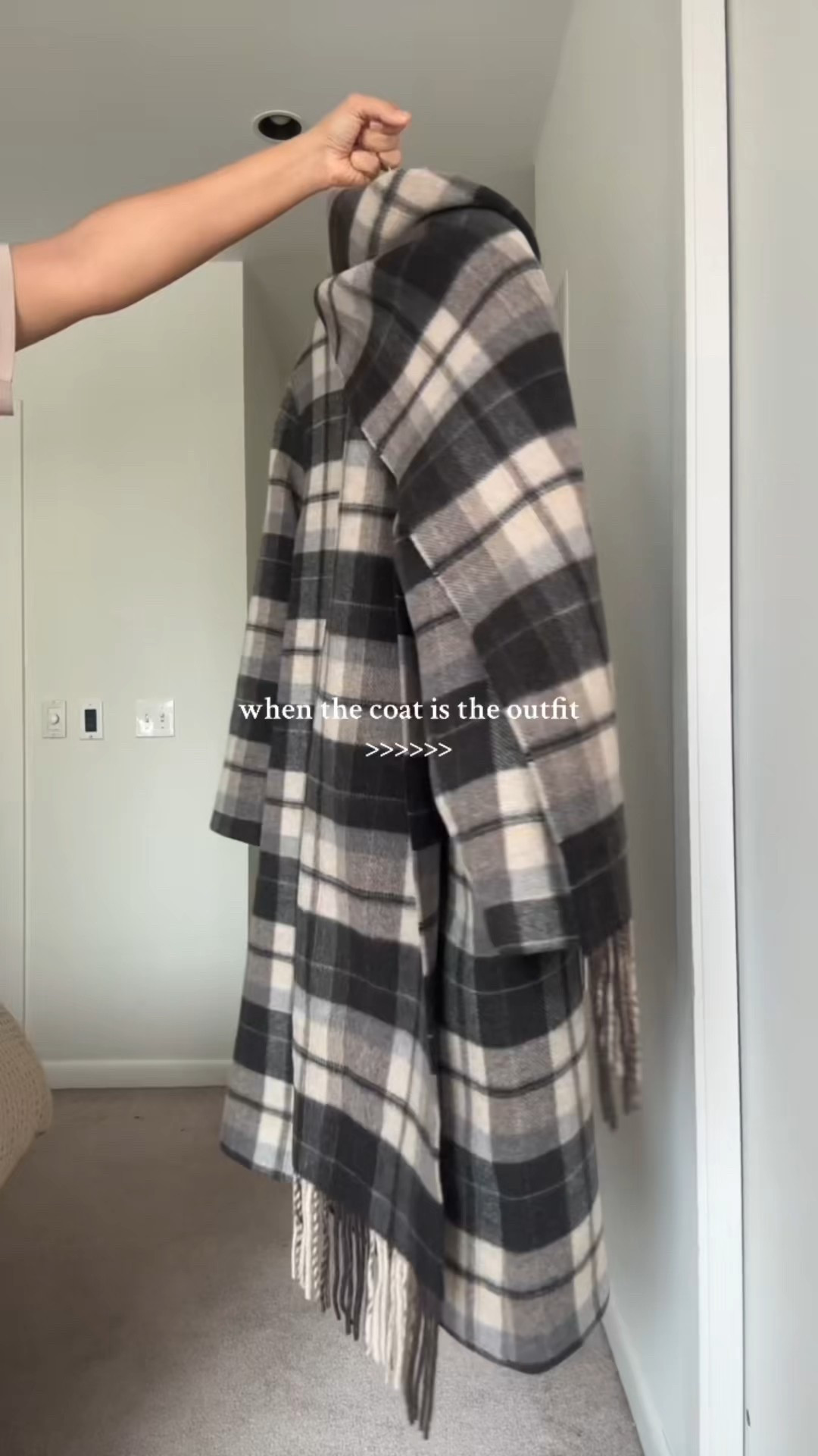 Winter or fall outfit idea!

-H&M plaid scarf coat, I have a size medium. 
-Gap low rise 90s loose jeans, I have a size 10. 
-Gap cream cotton sweater, I have a size large. 
-Tan suede ankle boots, similar linked. 
-Demellier burgundy suede tote bag  



#LTKcanada #LTKstyletip #LTKwinter