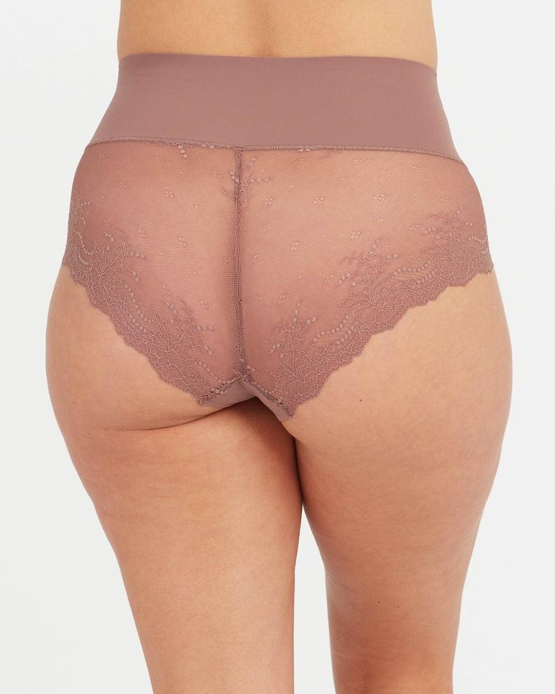 Undie-tectable® Lace Hi-Hipster Panty | Spanx