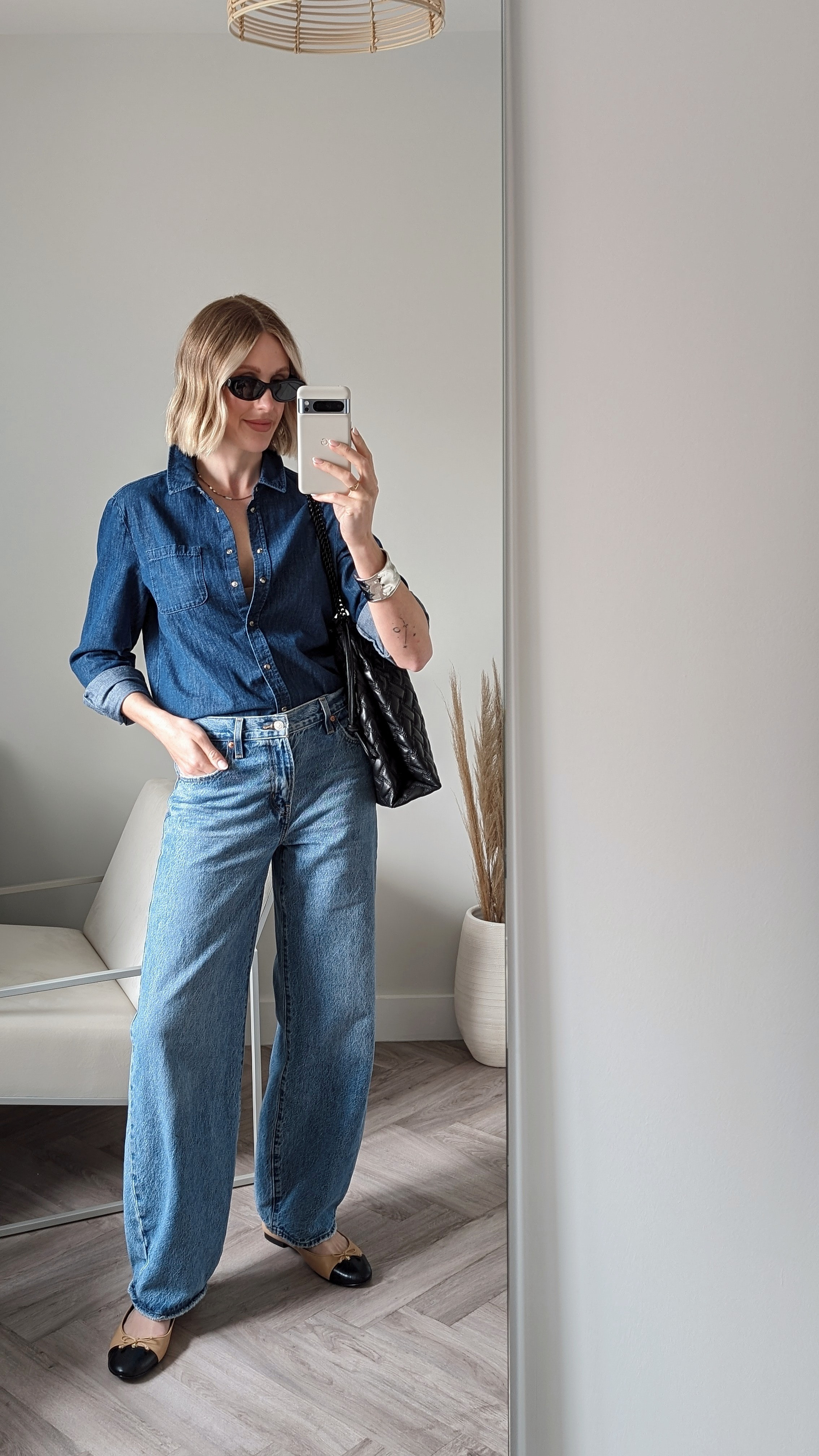 Double denim

Denim shirt old Sezane similar linked
Levis jeans
Tory Burch ballet flats
Kurt Geiger bag
Prada sunglasses

Wear two different shades of denim to make your double denim more modern 🤍👖

#LTKfindsunder100 #LTKstyletip #LTKshoecrush