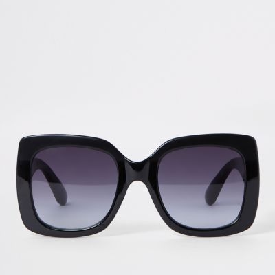 Black oversized tinted lens sunglasses | River Island (UK & IE)