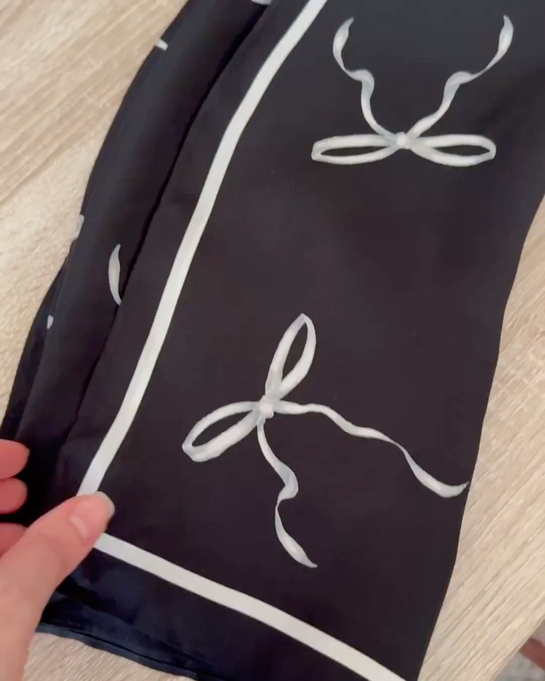 This silk scarf from Loft is a must-have for elevating any outfit. It’s currently on sale for $18 plus free shipping. #LTKSaleAlert



#LTKHoliday #LTKSeasonal #LTKGiftGuide

#LTKWorkwear #LTKOver40