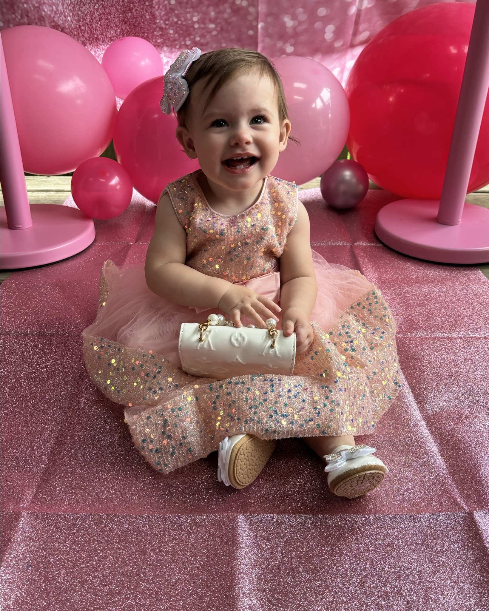 Blakely Sloane is one HUGE star ⭐️ 
A birthday idea that came out of nowhere and I loved planning ✨
Linked some of my favorite decor that I bought on a budget ✨
#FirstBirthday #BabyBirthday

#LTKBaby #LTKKids #LTKParties