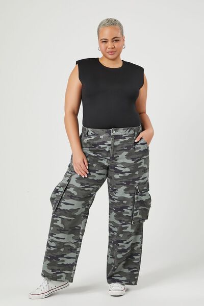Plus Size Camo Wide-Leg Cargo Pants | Forever 21 | Forever 21 (US)
