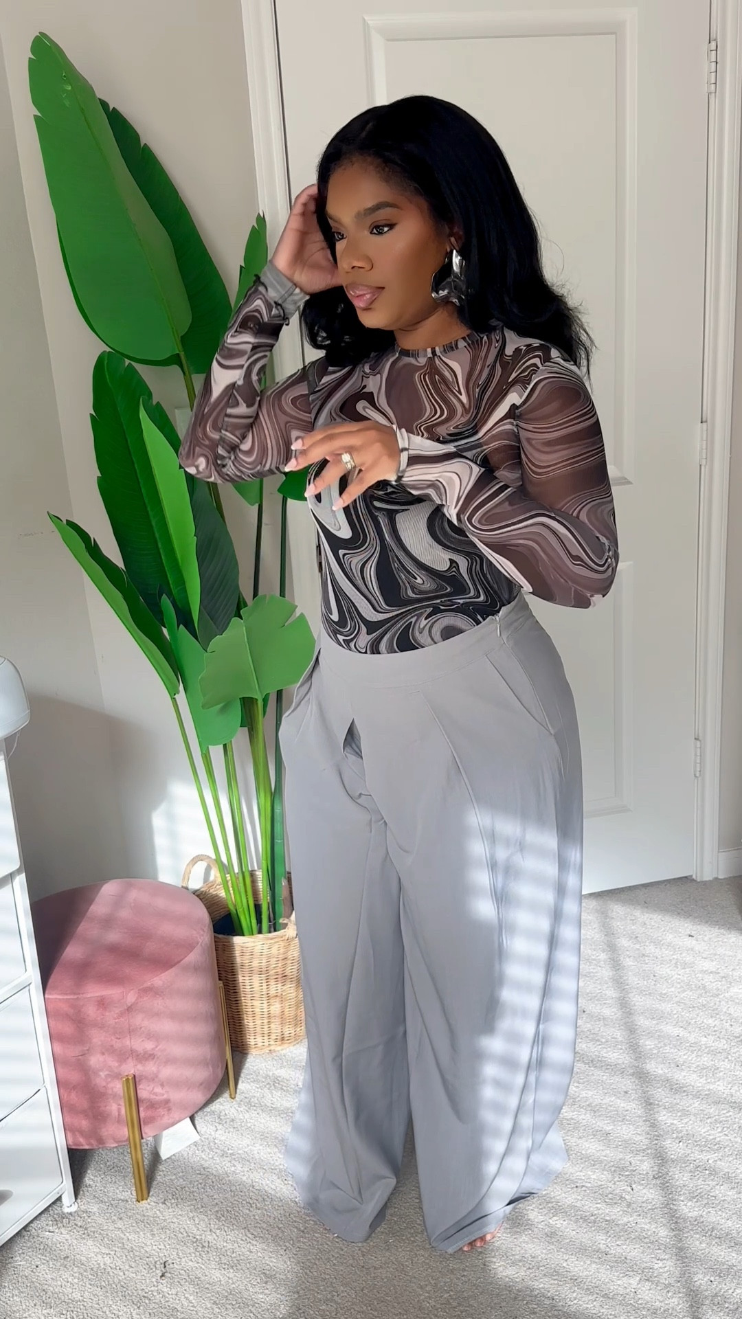 Grey dress pants. Can easily dress it UP or down! Stretchy material and super comfy 😍

#LTKMidsize #LTKFindsUnder50 #LTKBeauty