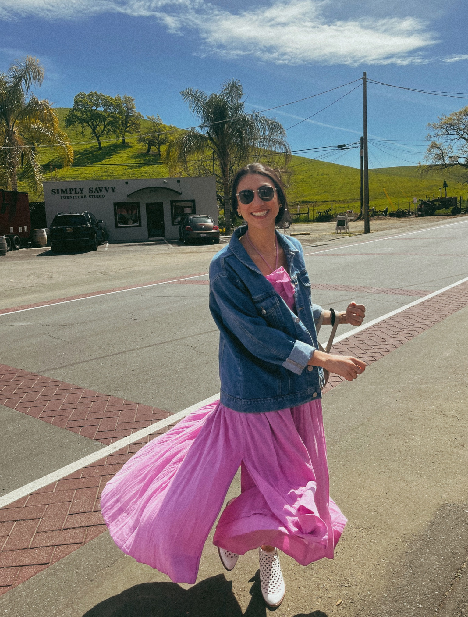 Denim goes with everything* including wine.. I have many denim jackets, but the quality has me always reaching for it. Oversized perfection 🤌🏽

#LTKFind #LTKstyletip #LTKtravel