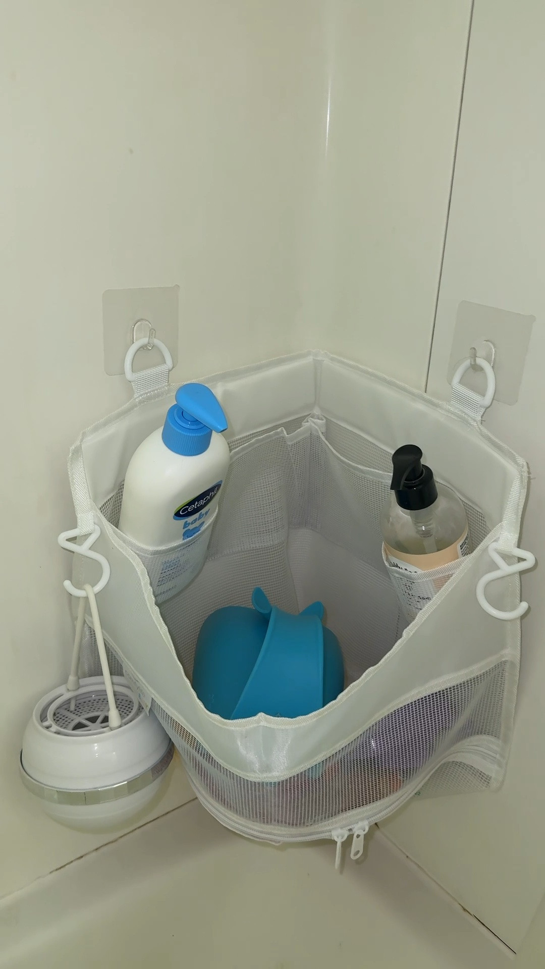 Hanging shower caddy for baby bath toys and shampoo🛁🫧

#LTKmomlife #LTKKids #LTKBaby