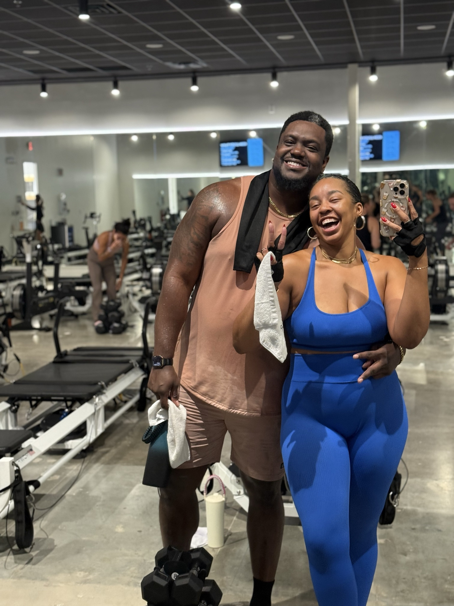 Mid-size Pilates outfit inspo 🖤 Affordable activewear that moves with you ✨ Sharing my Pilates-approved OOTD + athleisure staples in LTK.

#LTKMidsize #LTKActive #LTKMens