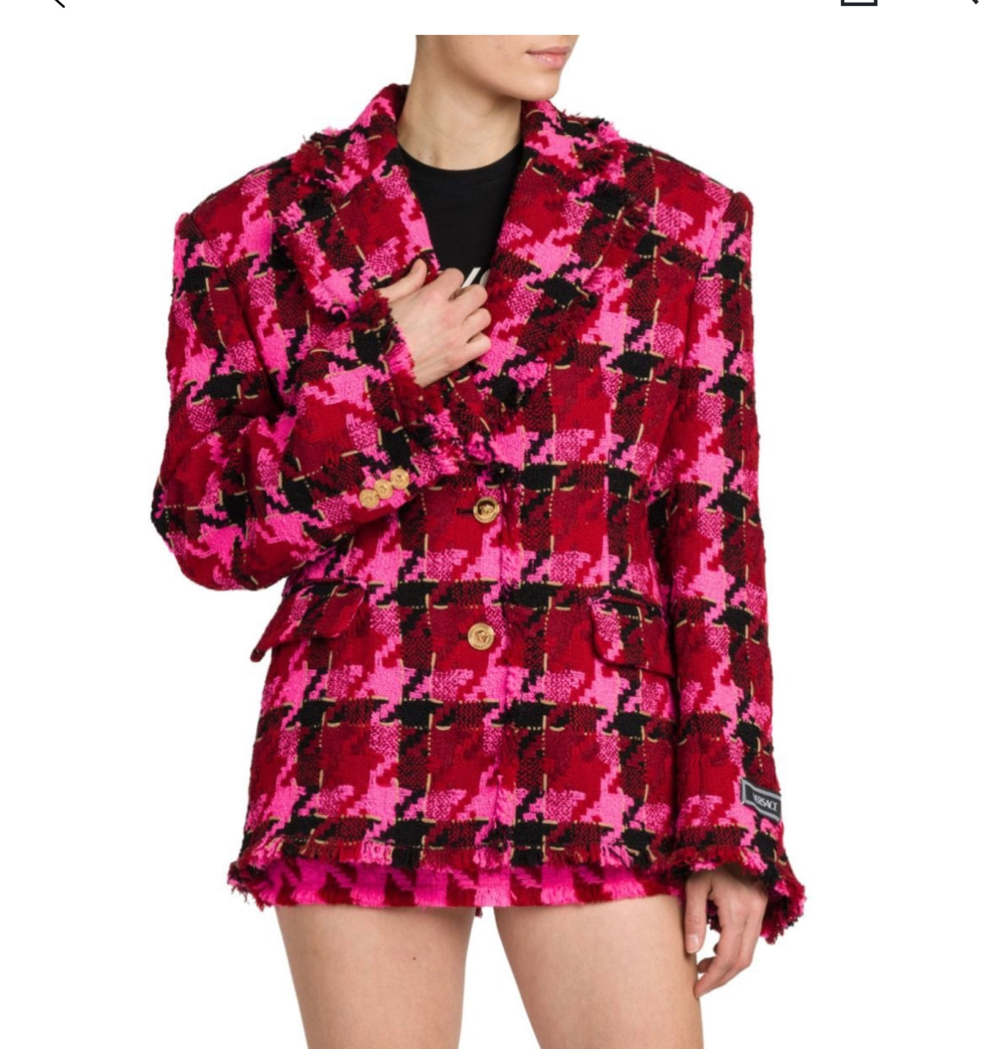 Have you seen Ann Taylor’s Versace dupe?? Check out the links below. Available in petite sizes #HappyShopping

#StylishlyBree #Versace #Tweed #ItsAnn

#LTKworkwear #LTKsalealert #LTKSeasonal