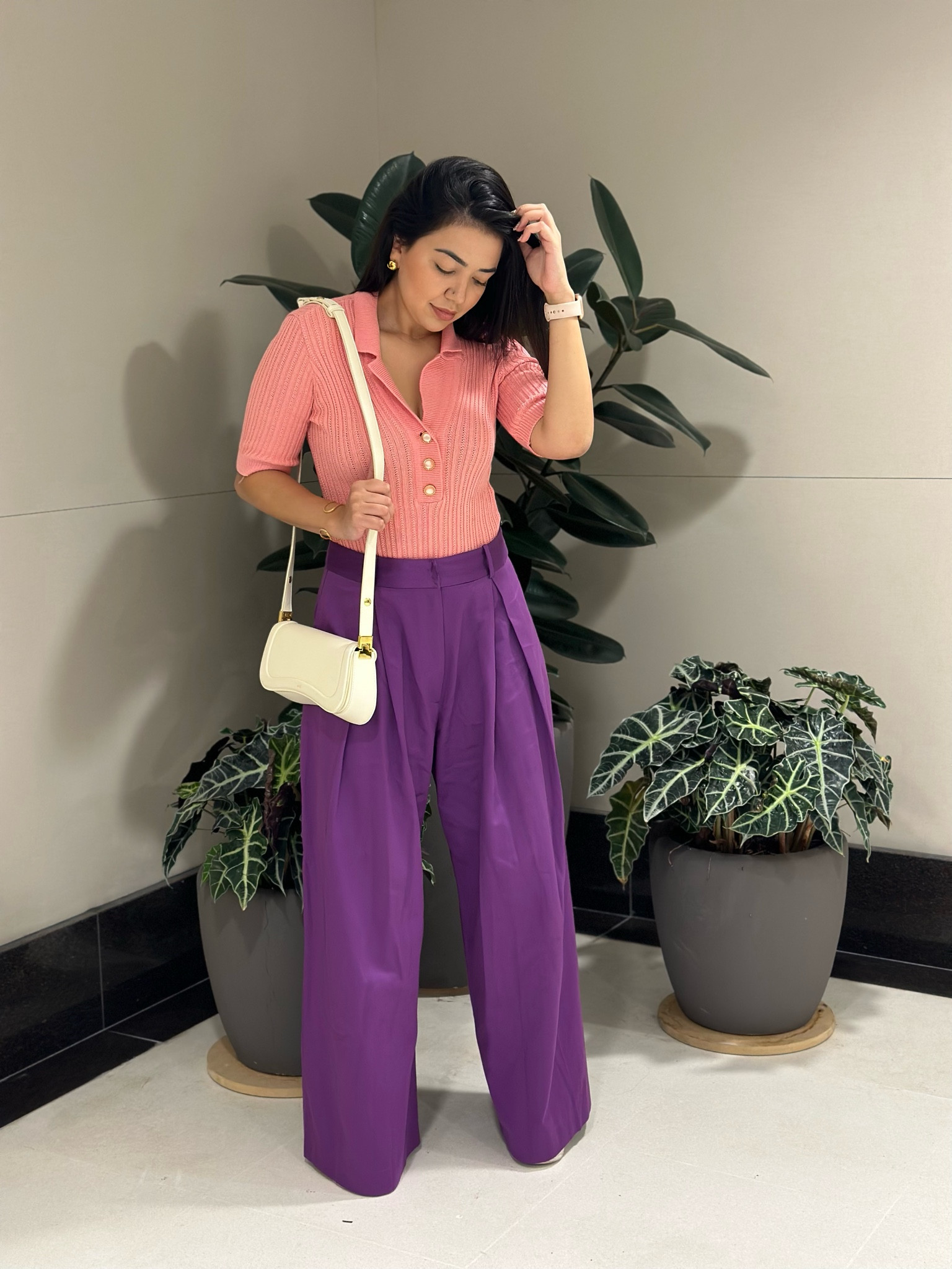 Quem disse que eu só uso roupa preta ? Amei essa combinação de cores, e estou ousando em fazer mixes de cores nas composições de looks ! O que acharam ? 
#NatalLTK #LTKGift 

#LTKGiftGuide #LTKbrasil