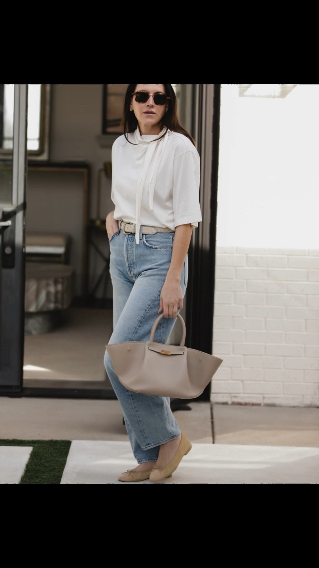 Simple jeans and tee outfit 

#LTKdayinmylife #LTKootd #LTKgrwm