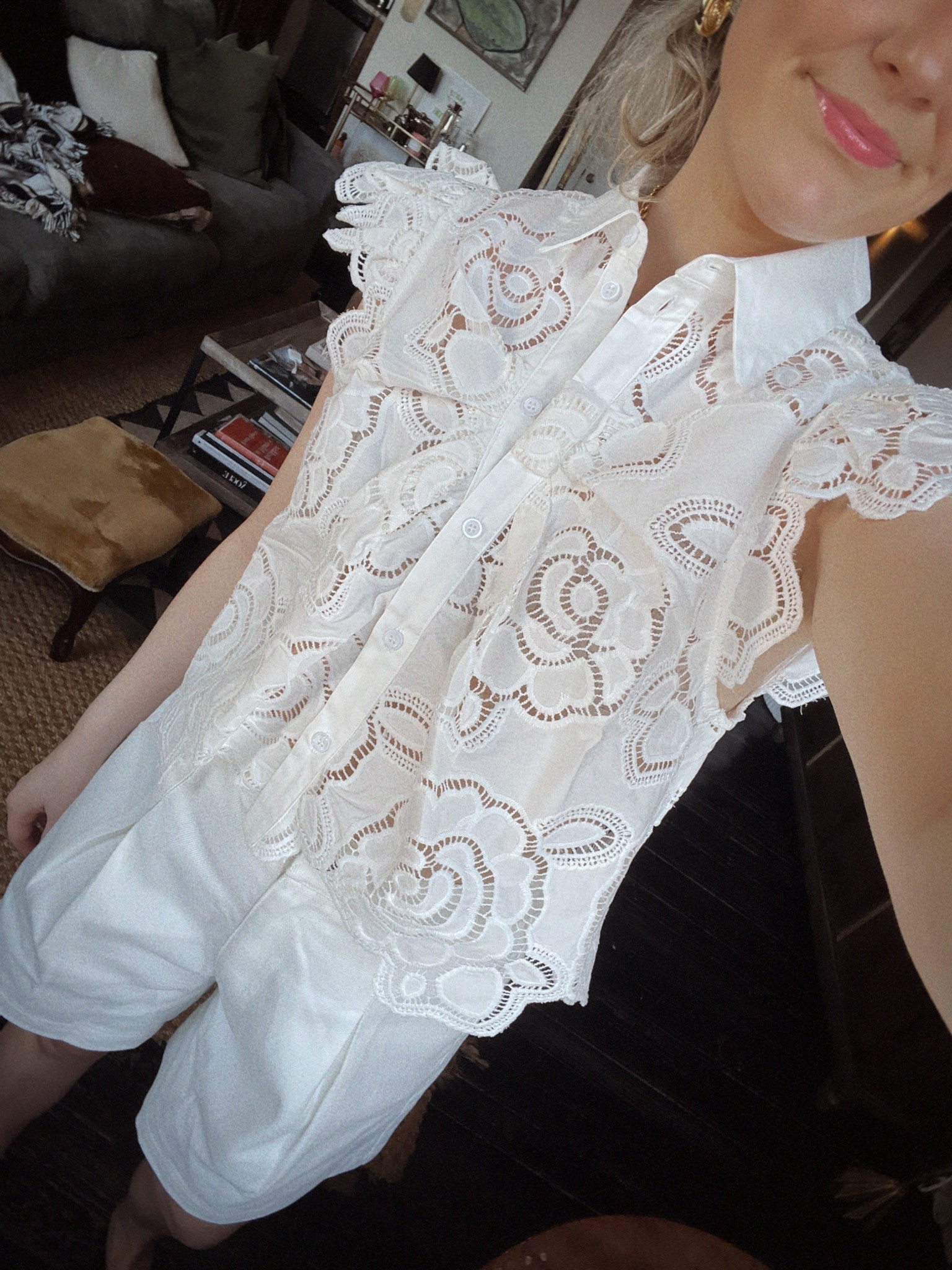 Eyelet top & chino shorts à la En Saison🤍🤍🤍

Spring outfits, 2025 spring trends, date night outfit inspo, spring break outfit

#LTKStyleTip #LTKTravel #LTKSeasonal