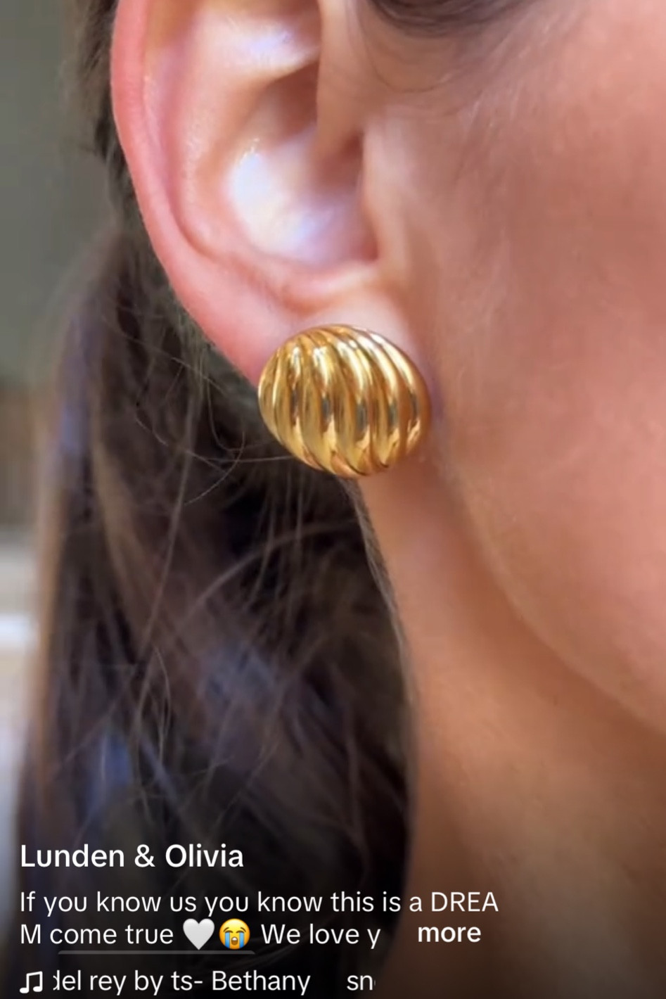 Lunden and Olivia x David Yurman 🤎✨


#davidyurman #dupe #dydupe #jewels
#jewelry #ovaldiamond #diamond #gold #mixedmetals #alv #timeless #coastal
#OliviaAndLundenRoseWedding
#PerfectEnsemble #LundenRoseStallings #EverydayJewelry #ElegantDesigns #MinimalistStyle #erastour #oliviaandlunden #barbie #babyshower
#TrendyFootwear #lundenandolivia #oliviastallings #lundenstallings #wlw
#LundenAndOlivia #StallingBachelorette
#BennettStallings #BrideAndBride #FutureMrsStalling #BacheloretteVibes
#PreWeddingCelebration #taylorswift 
#BridalFashion #BrideStyle 
#LundenOliviaLove #pridemonth 
#oliviastallings #lundenrose
#lundenrosestallings #ozempic
#lundenandliv #lgbtq 
#oliviaandlunden #inspo #lagos 
#everydayjewlry
#davidyurman #silver 
#oliviabennett #fourthofjuly #fourthofjulyoutfitinspp
#Bracelet #gold #golddetails #thatgirl #oliviabennettstallings #accessories 
#pride #wlw #influenced #thesearchexpert #cleangirl #allegrashaw #timelessstyle #timeless #oldmoney #pinterestinspo #falldecor #fallfashion #classygirl#LTKxPrimeDay #coastalgrandma #sofia #sophia 
#mejuri #mejurie #danitygold 
Wedding Guest
Fall Outfits
Teacher Outfits
Living Room
Fall Decor
Fall Dresses
Midsize 
Halloween
Fall Dresses
Bedroom
Country Concert

#LTKSeasonal #LTKover40 #LTKmidsize