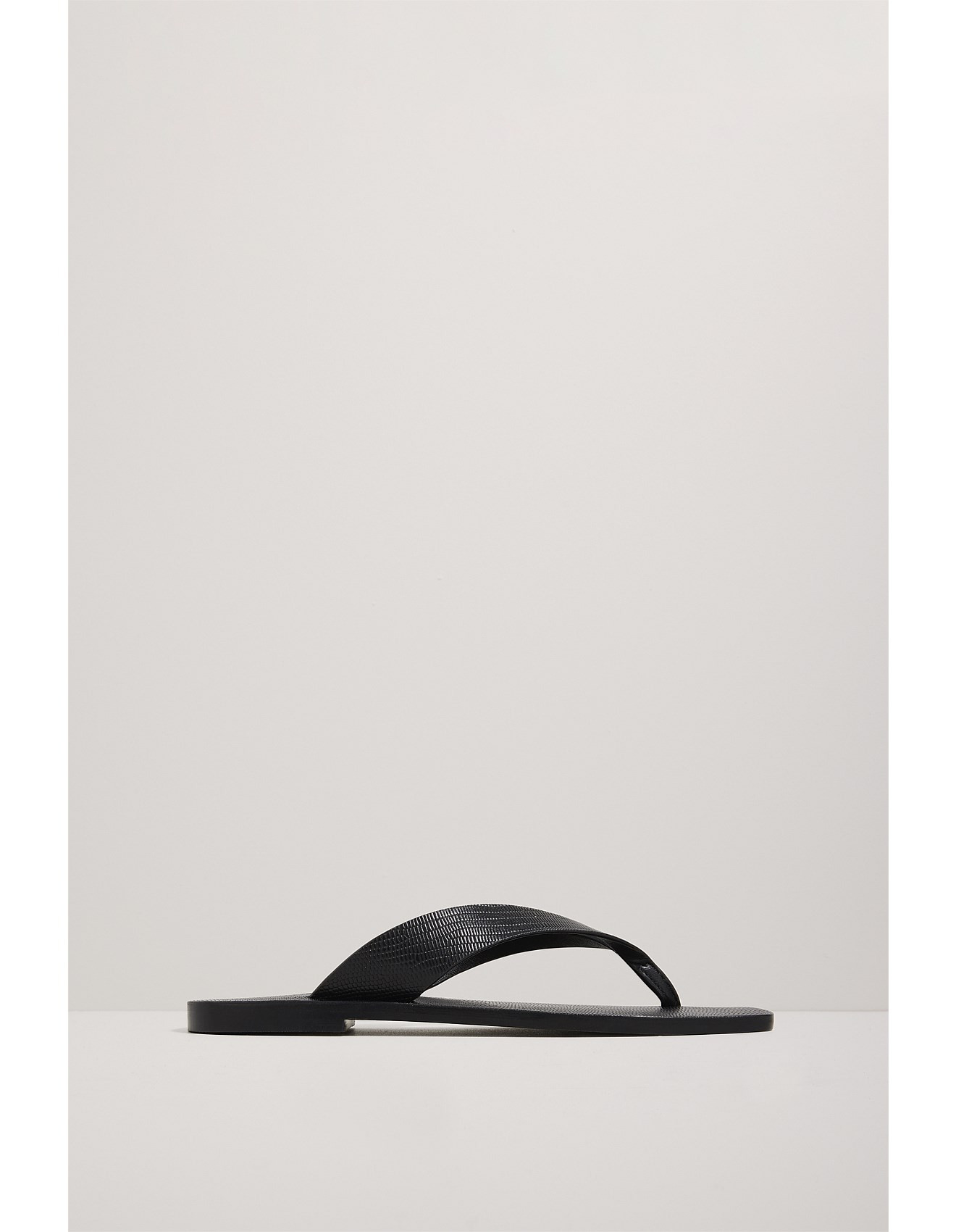 A.Emery

WOMEN'S KINTO SANDALPrice $180.00$180.00 | David Jones (Australia & New Zealand)