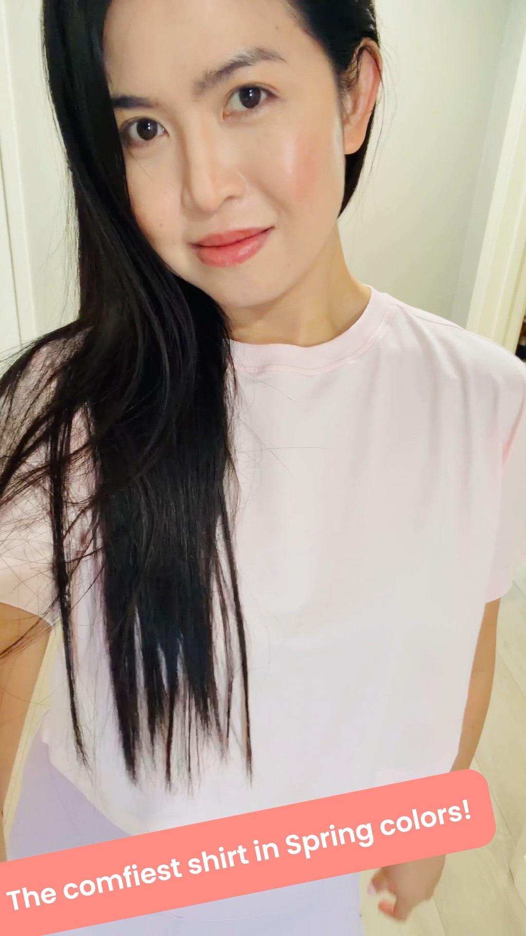 Loving this cropped tee in the cutest pink pearl color perfect for Spring!🤗🌸💕Comfy and great for all those outdoor workouts! Love these leggings so comfy great look for travel too😉💕💕


#ltkfitness #gymoutfit #springcolors #pink #springworkoutlooks #ltkspringstyle #ltktravel #lululemon #vuori #flareleggings #croppedtee #pinktee

#LTKdayinmylife #LTKootd #LTKActive