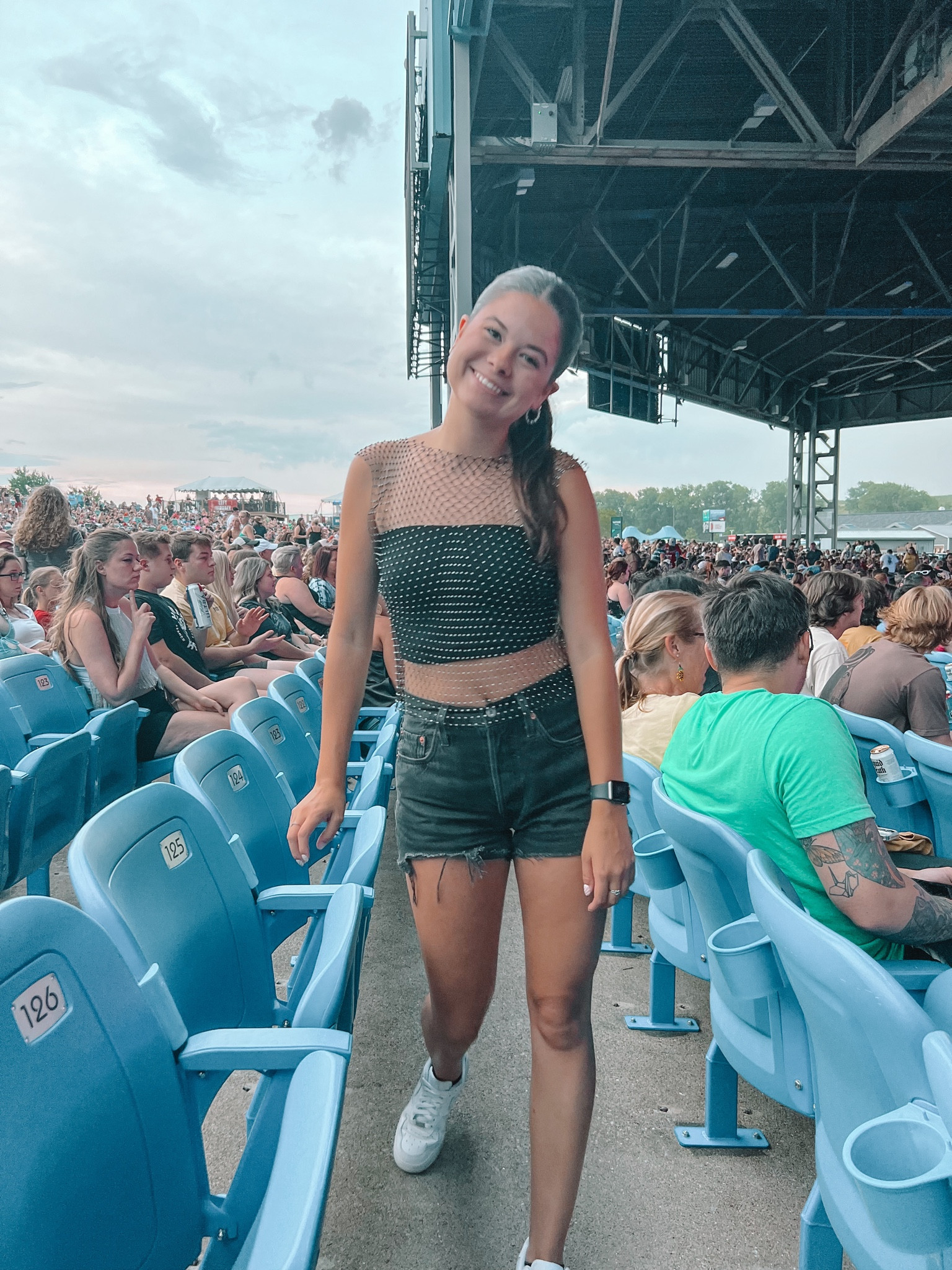 Post Malone pt. 2 was very rainy.
Dm me if you want me to send you the links individually!


#LTKSeasonal #LTKU #LTKunder50