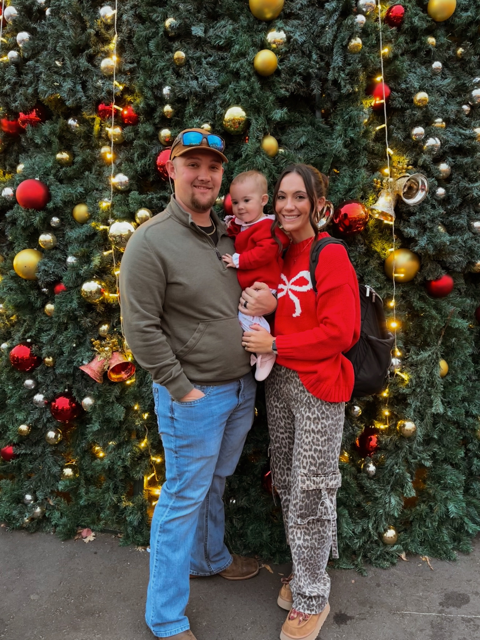 I definitely think red & cheetah go hand & hand! Printed pants are my favorite trend right now! 

#LTKMens #LTKHoliday #LTKFamily