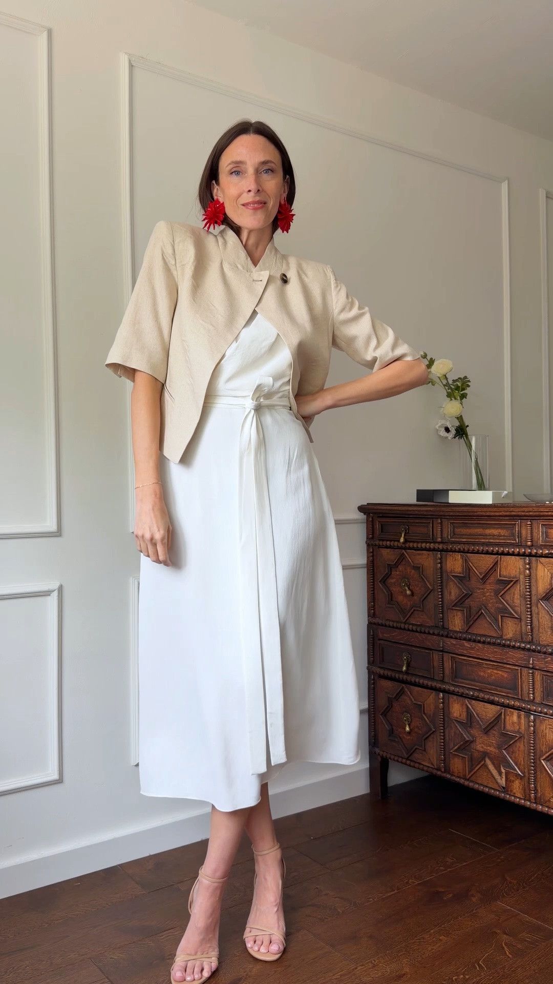 A beautiful, chic summer dress for occasions and holidays. 

I wear a small in the dress and the jacket. 

White dress, summer dress, holiday outfits, Ibiza outfit

#LTKuk #LTKdresses #LTKstyletip
