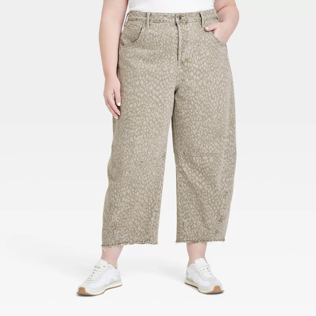 Women's High-Rise Curved Leg Barrel Jeans - Universal Thread™ Tan Leopard Print 30 | Target
