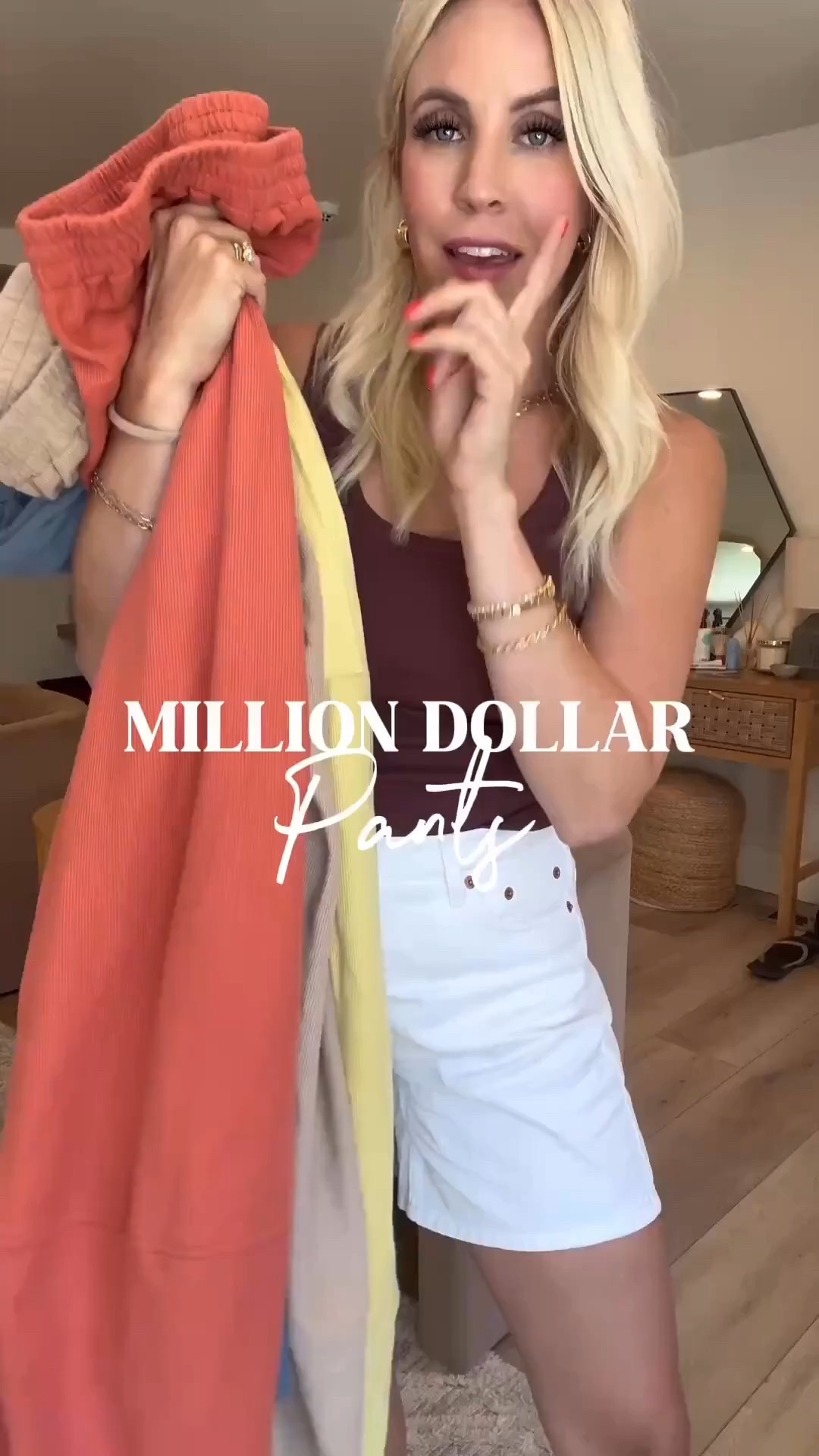 The best pants on Amazon! On sale for $25!



#LTKootd #LTKdayinmylife #LTKgrwm