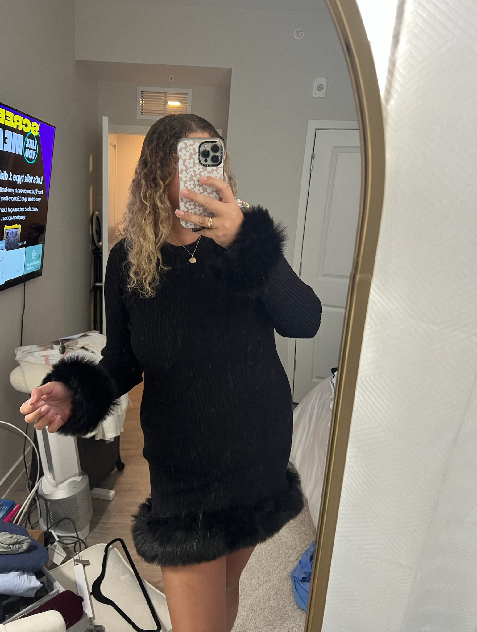 The fur detailing on this fitted dress from Show Me Your Mumu is so fun! Great for a holiday party or New Years Eve! 

#LTKparties #LTKHoliday #LTKmidsize