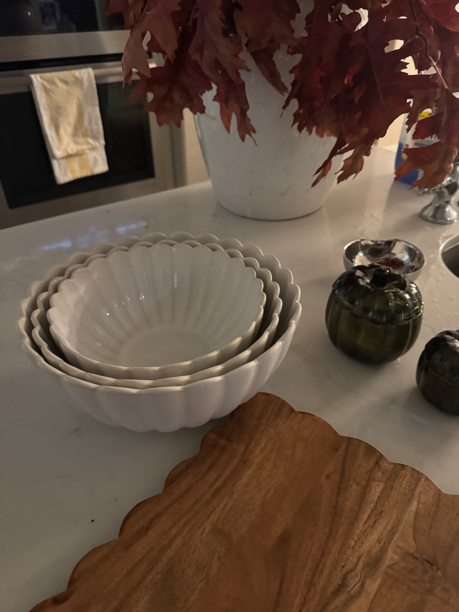 Prettiest little set of nesting bowls🤍


Walmart #walmart, hosting, holiday hosting, parties 

#LTKParties #LTKSeasonal #LTKHome