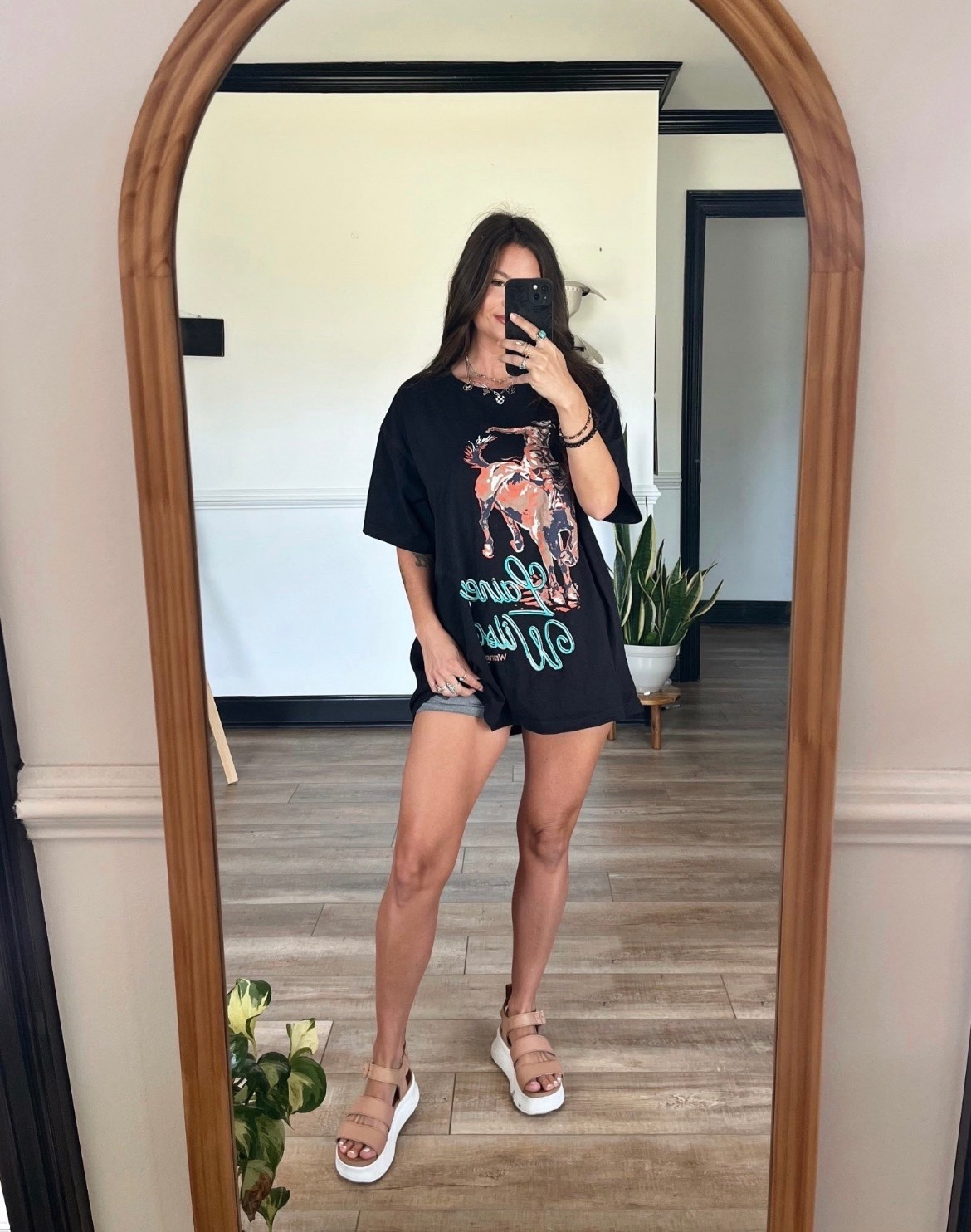 My graphic tee is on sale for only $18! Oversized but I still sized up to a medium

#LTKootd #LTKSeasonal #LTKSaleAlert