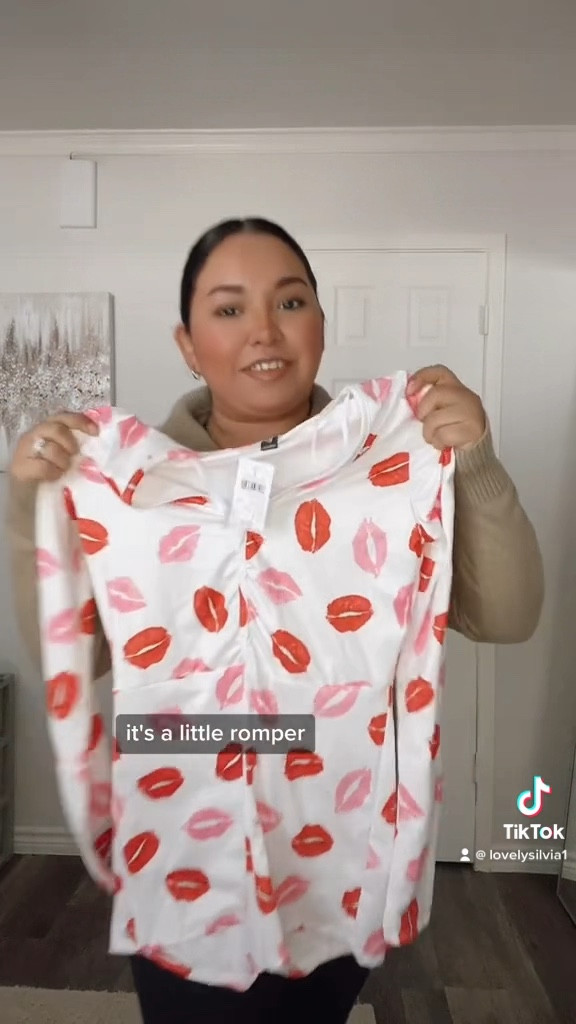 Windsor Valentine’s Day unboxing featuring lots of pieces perfect for a Valentine’s Day outfit! Everything under $50!

Valentine’s Day outfit, Valentine’s Day dress, vday, Galentine’s day, Galentine’s day outfit, pink top, red top, pink dress, red dress

#LTKunder50 #LTKstyletip #LTKSeasonal