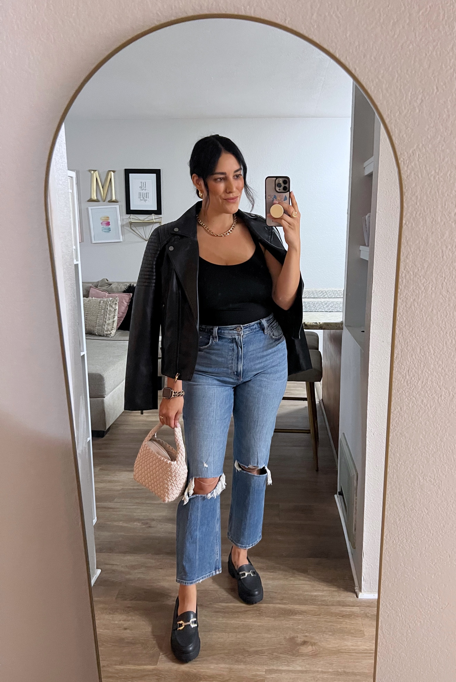 The easiest chic outfit to put together 🖤

Put on your favorite jeans, black bodysuit or tank, layer with a leather jacket, toss on black loafers and add in your holy grail gold accessories & a chic bag. 

Jeans // 28 (currently on sale)
Bodysuit // M
Loafers // 8
Faux Leather Jacket // M

#LTKsalealert #LTKstyletip #LTKfindsunder100