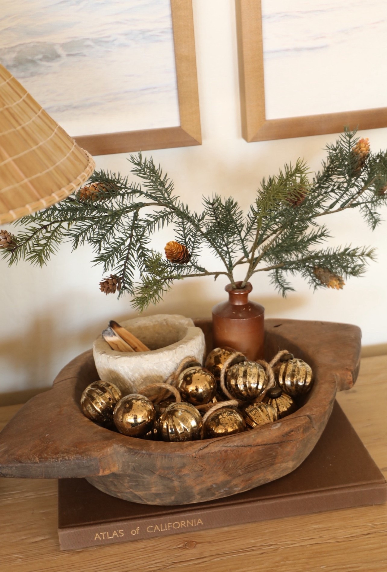 Simple, yet elegant holiday decor styling 🎄🥰 #ltkhome #ltkholiday #holidaydecor #christmasdecor #christmasdecoratingideas #holidaystyling 

#LTKHoliday #LTKHome #LTKSeasonal
