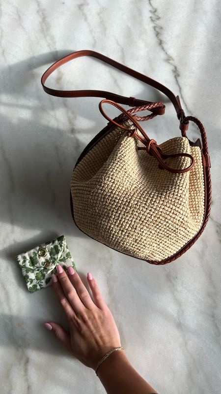 Bucket bag, beach bag, ear cuff, gold jewelry 

#LTKGiftGuide #LTKitbag #LTKstyletip