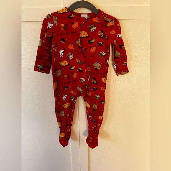 Cotton On FRIENDS TV Show Baby Thanksgiving Zip Up Footie PJs Size 6-9 Months | Poshmark
