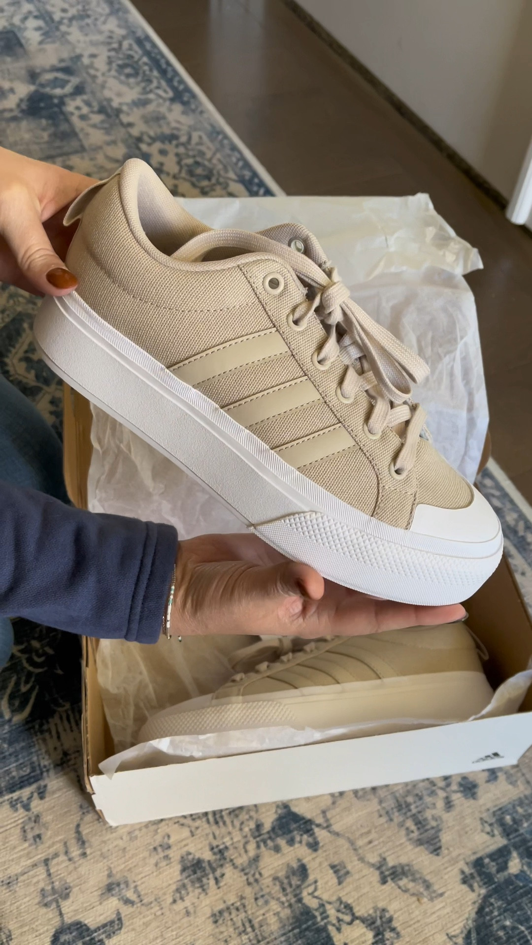 Perfect neutral sneakers for everyday! 

Neutral sneakers | neutral shoes | beige sneakers | platform sneakers | sneakers

#LTKVideo #LTKshoecrush #LTKfindsunder100