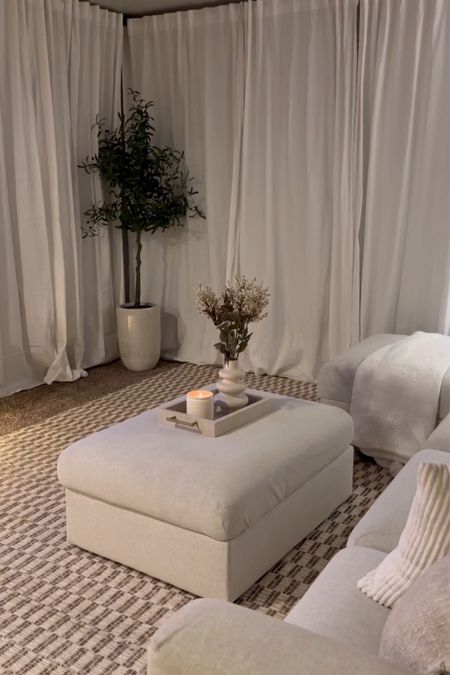 Living room details 🤍 #neutrallivingroom #livingroomdecor #livingroomideas

#LTKhome