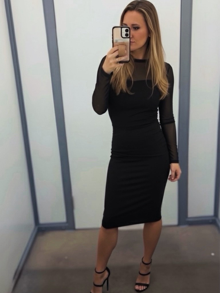 This dress makes me want to get out of my pjs and celebrate the New Year this year. 😍 

#LTKSeasonal #LTKFindsUnder50 #LTKWorkwear