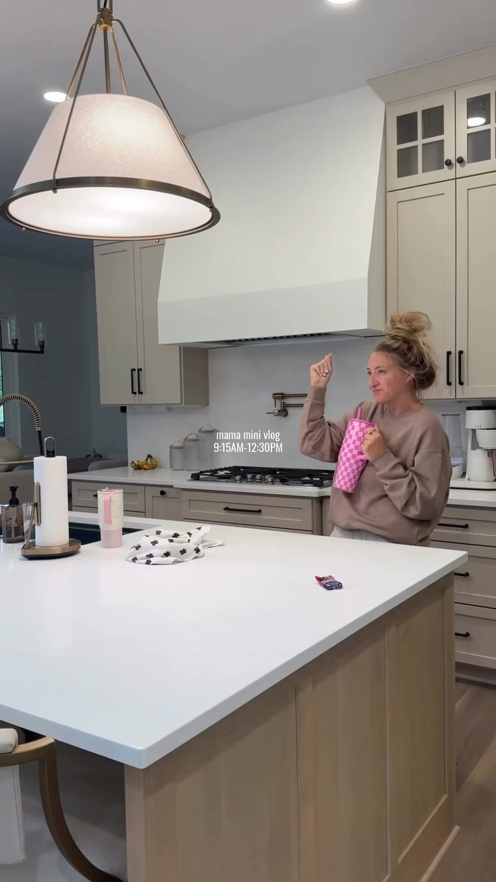 mini vlog day ◡̈ chat with me 

tap follow and comment a 🩵 for direct links to everything in this video including my weighted vest