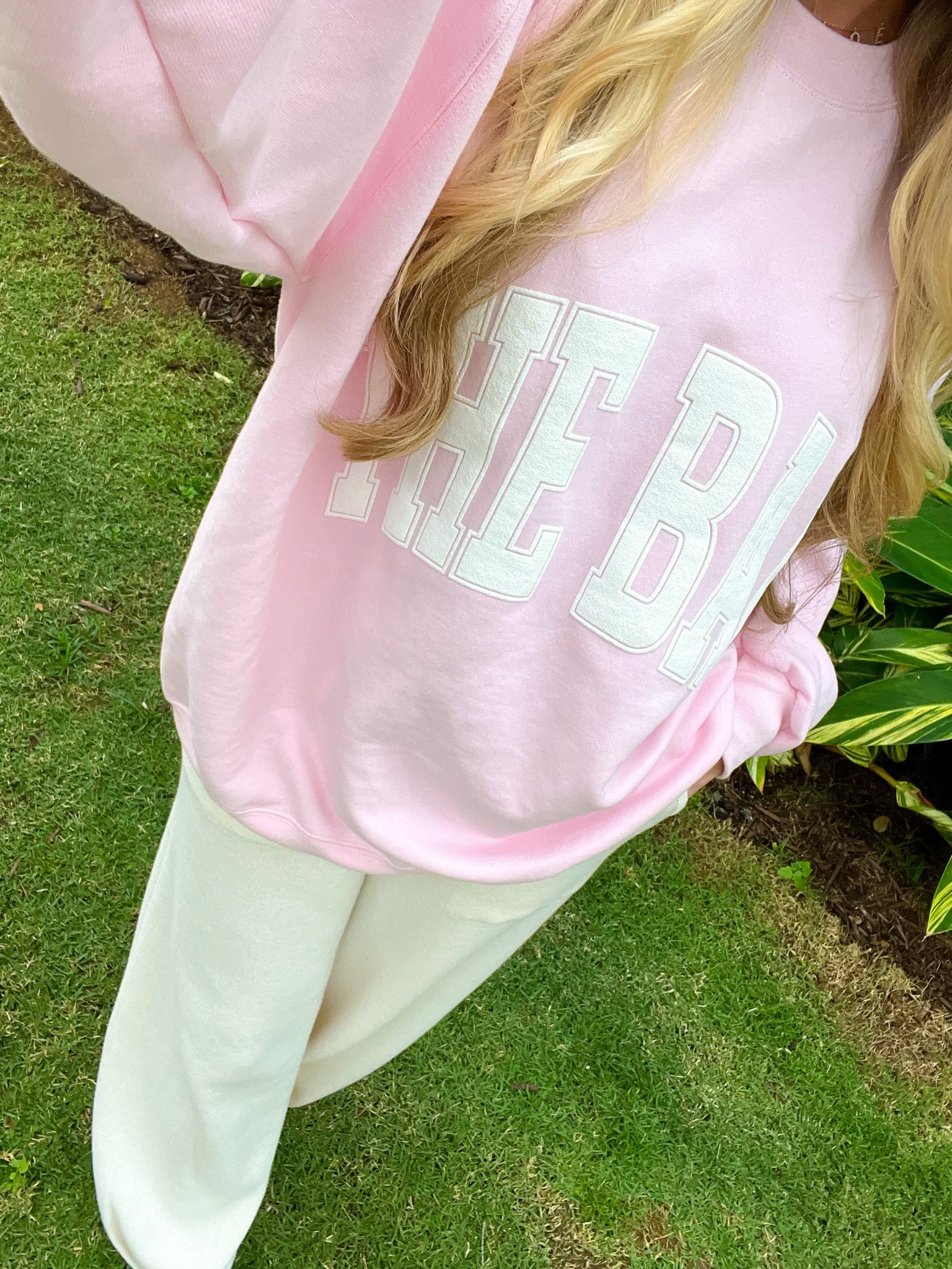 The Bar Sweatshirt🤍💓

#LTKunder100 #LTKstyletip #LTKFind