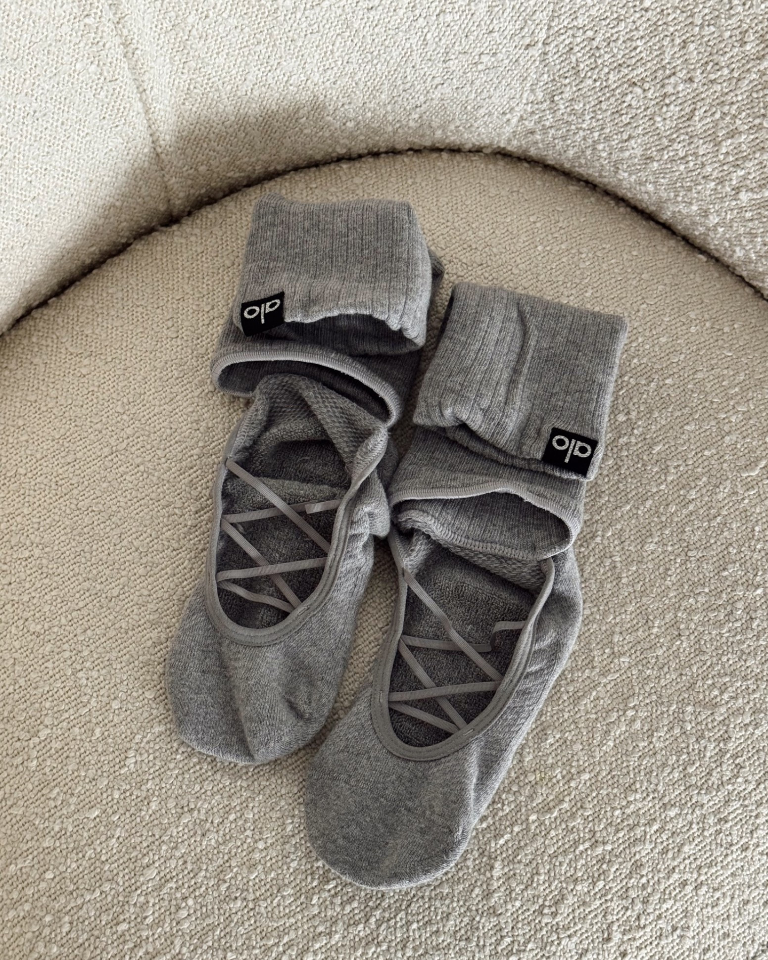 The cutest grip socks for barre or Pilates! I love that they look like ballet slippers with leg warmers attached! 
@Alo Yoga 

Grip socks, barre, Pilates, fitness, active wear

#LTKfitnessgoals #LTKActive