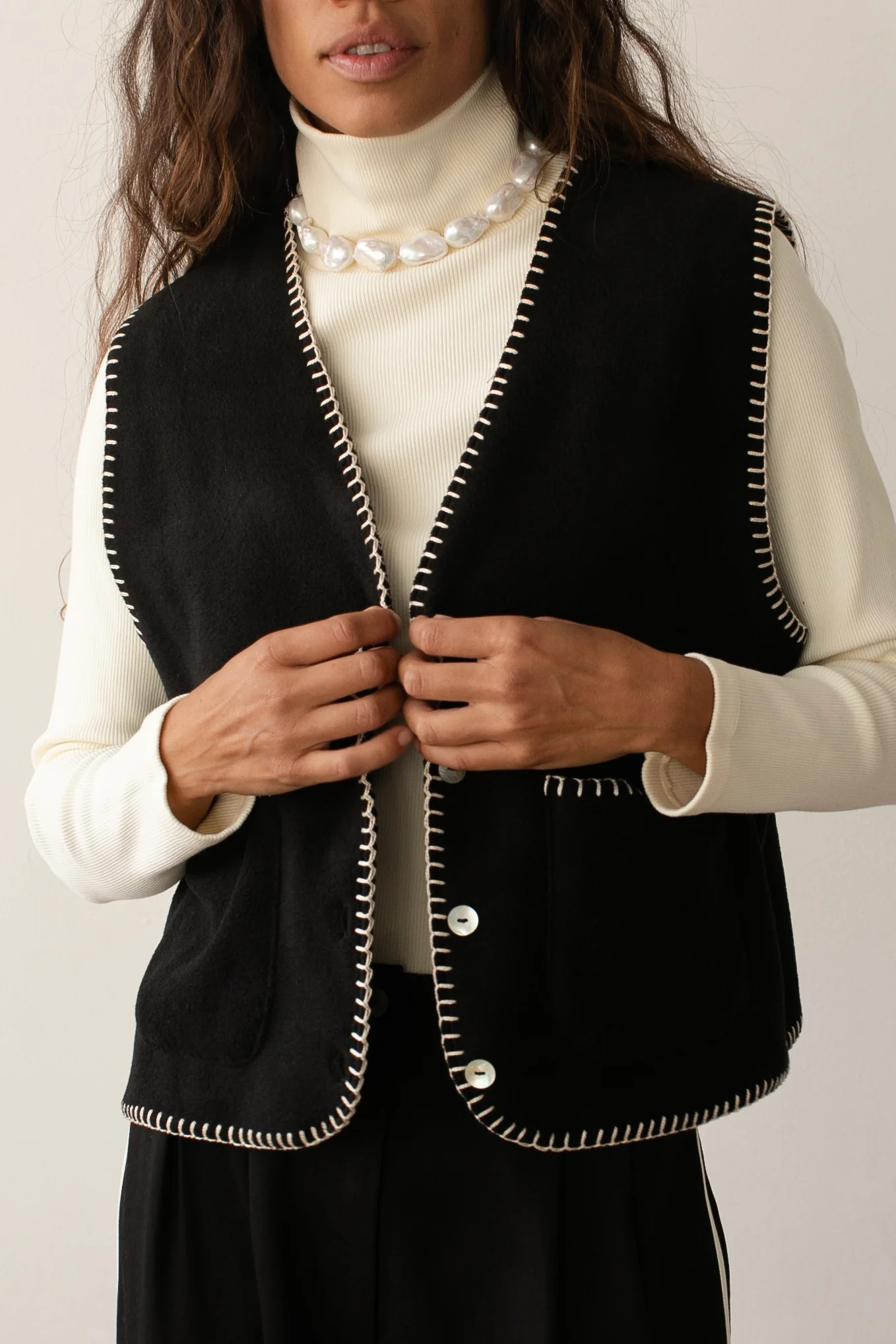 The Polar Fleece Stitch Vest | DONNI.