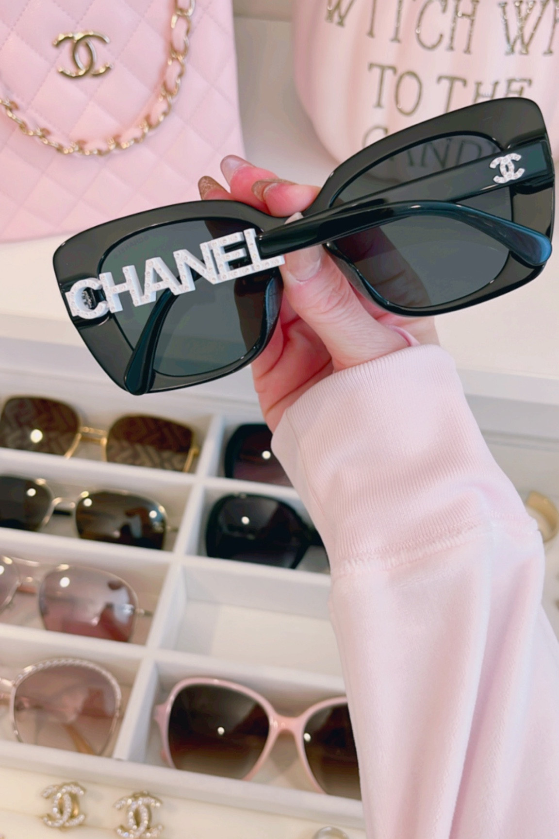 Clearance chanel sunglasses with chanel written on top Store Black