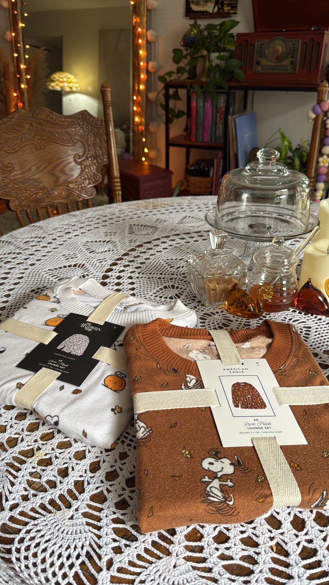 🎃 🍂 🕯️🦇✨

#LTKSeasonal #LTKFindsUnder50 #LTKMidsize