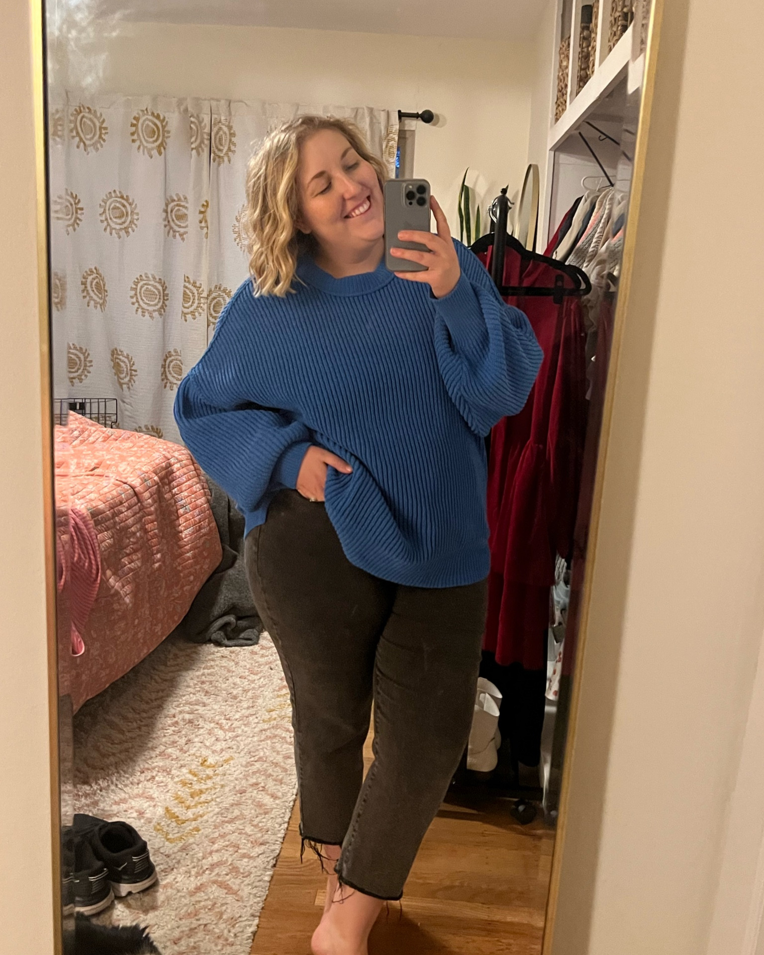 Comfy casual Friendsgiving fit💙 Wearing XL in the sweater - 17 in the jeans  

#LTKplussize #LTKmidsize #LTKSeasonal
