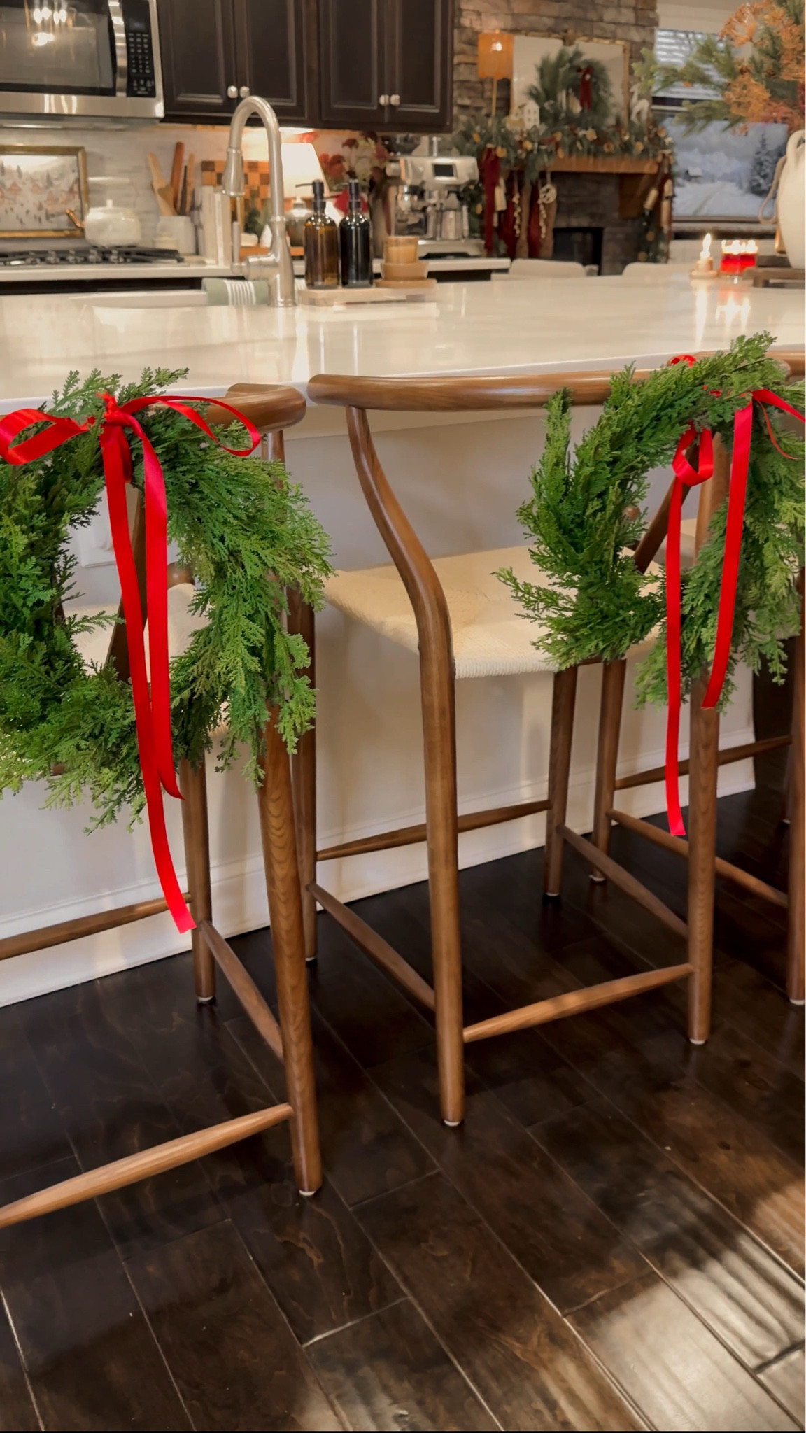 Kitchen Barstool Wreath & Bow 

#LTKHoliday #LTKStyleTip #LTKSeasonal