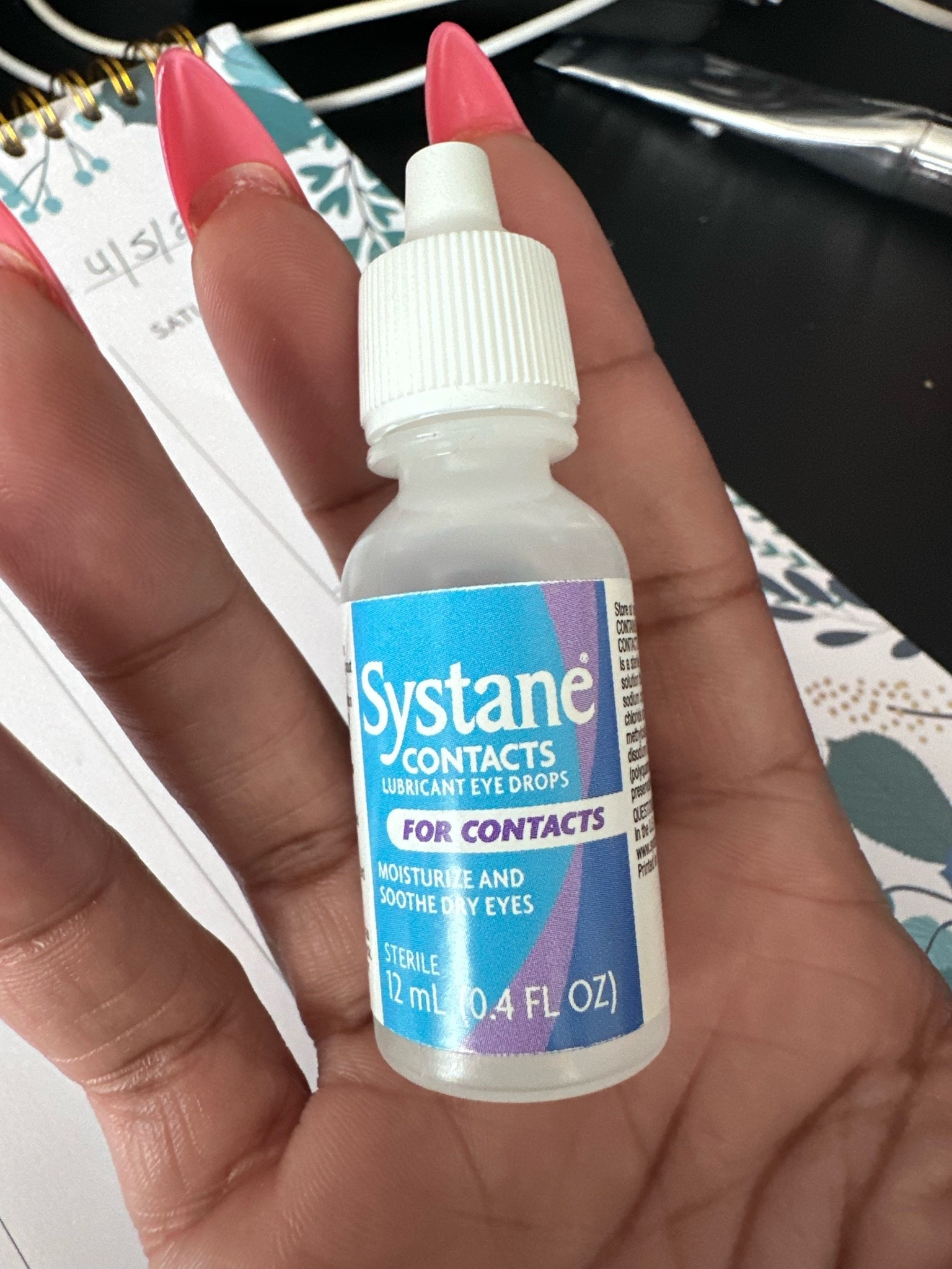 Small but mighty.
Because clear, comfortable vision is non-negotiable—especially with contacts.
Hydrated eyes just hit different… day AND night.

#ElevatedLiving #WellnessEssentials #EyeHealth #DailyRoutine #LTKHome

#LTKselfcare