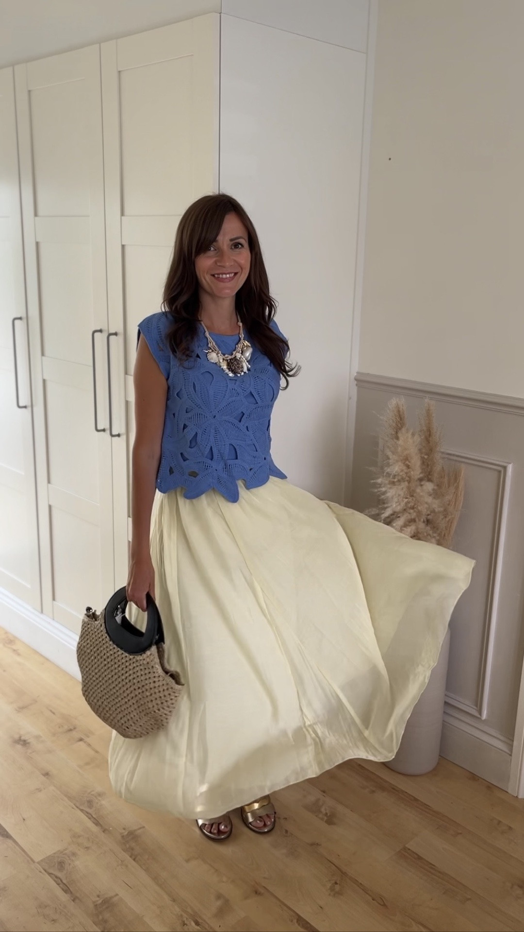 Marks & Spencer New in ✨

Top size small.
Skirt size 8 but I need my normal size 10.

#LTKuk #LTKsummer #LTKeurope