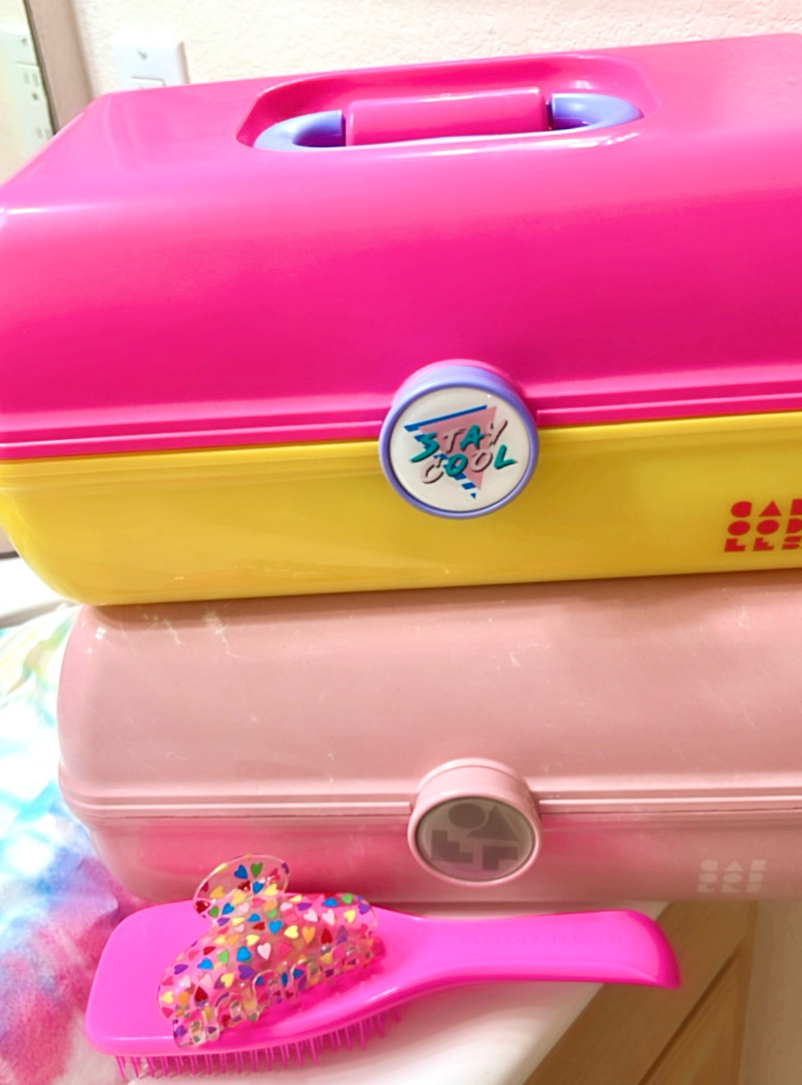 Caboodle Club ✨💖💜🩵
… proud member since 1987 (when it came out). Did you guys know that VANNA WHITE inspired Caboodles?!)… stay tuned for an easy win for littles gifting that’s related! ✨✨✨

#LTKKids #LTKBeauty #LTKTravel