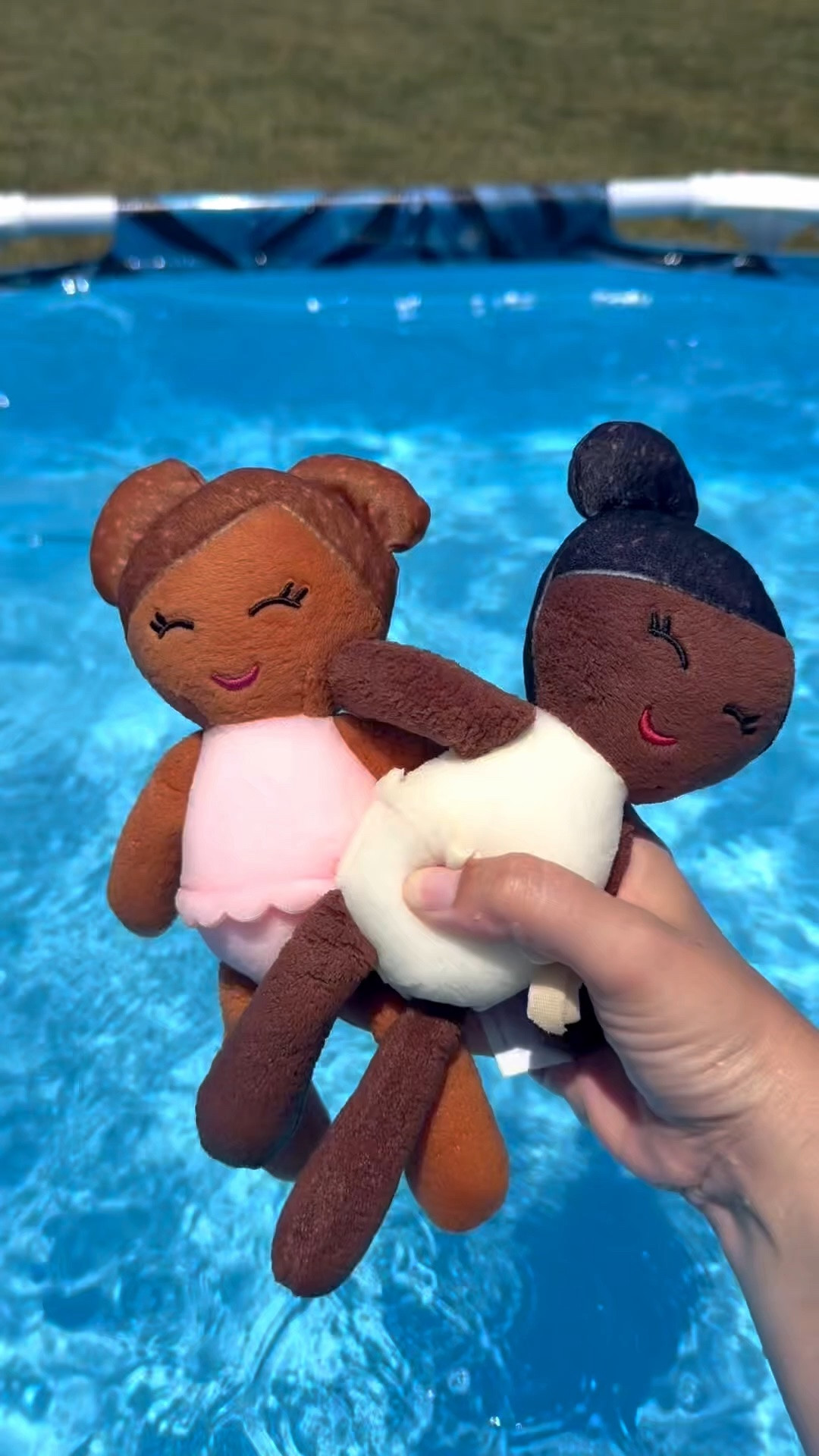 The cutest bath/pool baby dolls! ✨💦🌞

#pooltoys #momlife #kidstoys #playtimetoys #summertimefun

#LTKmomlife #LTKSeasonal #LTKdayinmylife