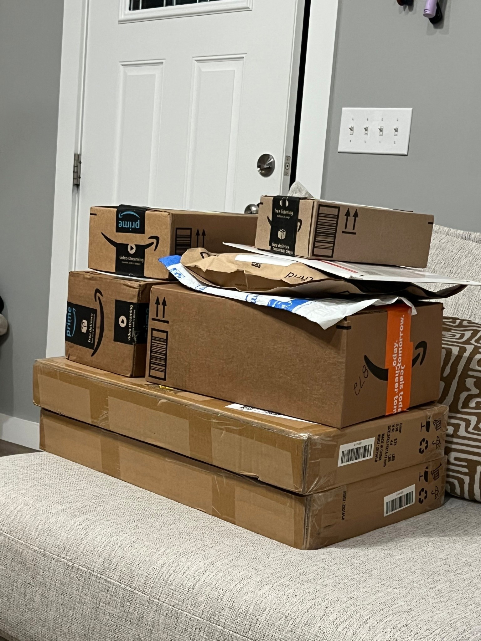 Recent Amazon haul

#LTKTravel #LTKGiftGuide #LTKHome