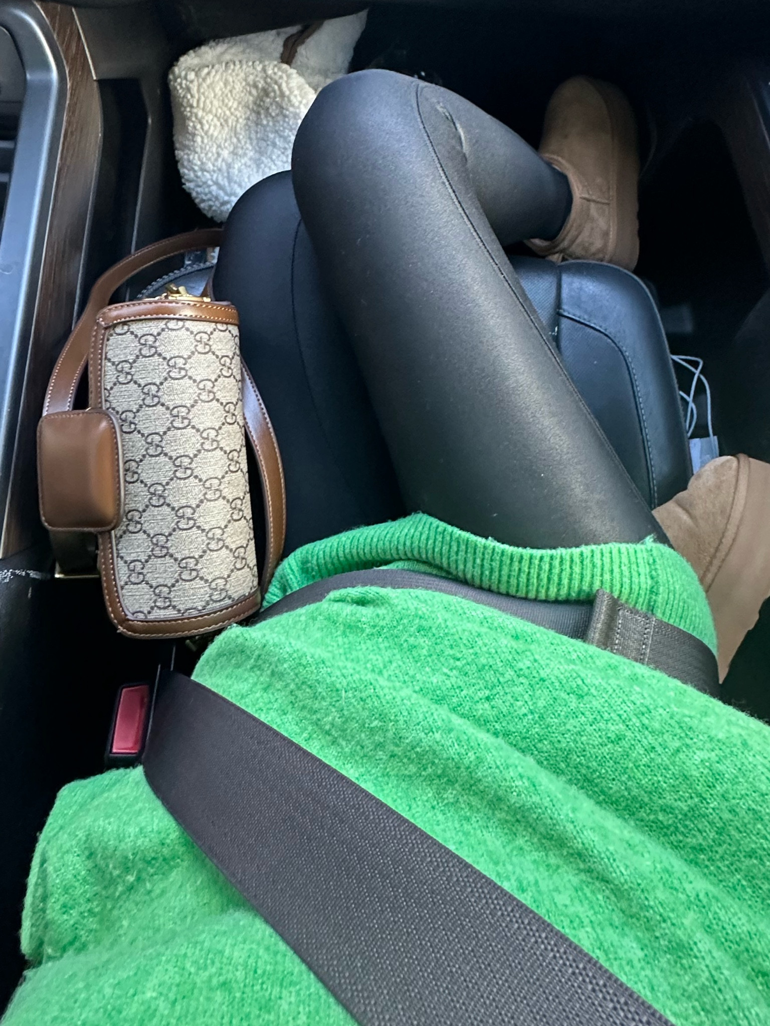 Bump suit lately💚

#LTKSeasonal #LTKfindsunder50 #LTKbump