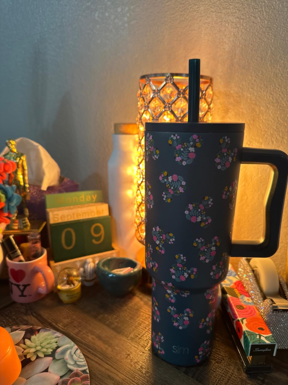 Simple Modern Disney 40 oz Tumbler with Handle and Straw Lid | Insulated Reusable Stainless Steel... | Amazon (US)